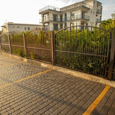 Pollux Hotel Batumi Luaran gambar