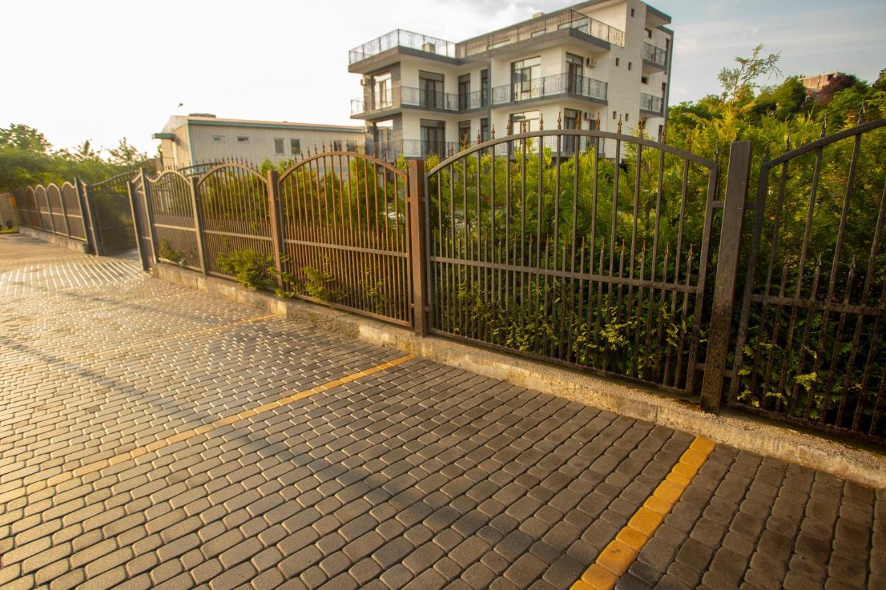 Pollux Hotel Batumi Luaran gambar