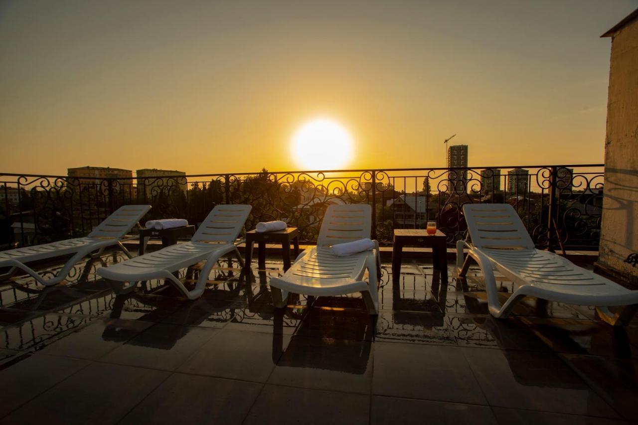 Pollux Hotel Batumi Luaran gambar