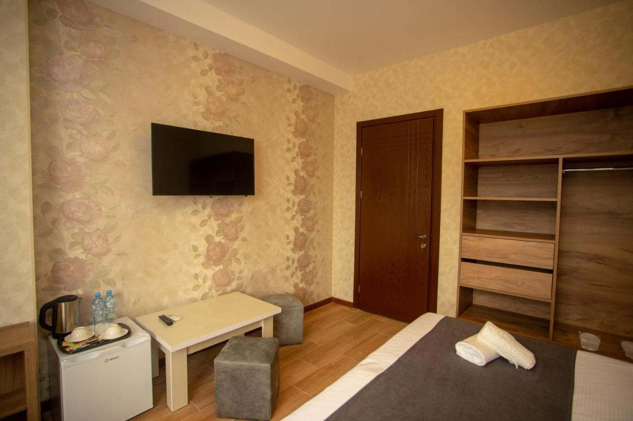 Pollux Hotel Batumi Luaran gambar