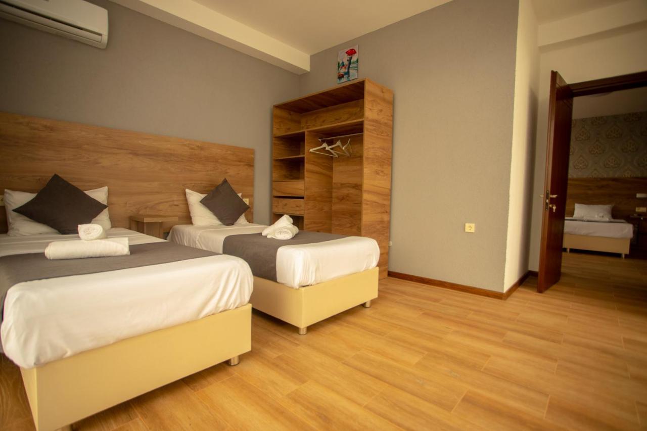 Pollux Hotel Batumi Luaran gambar