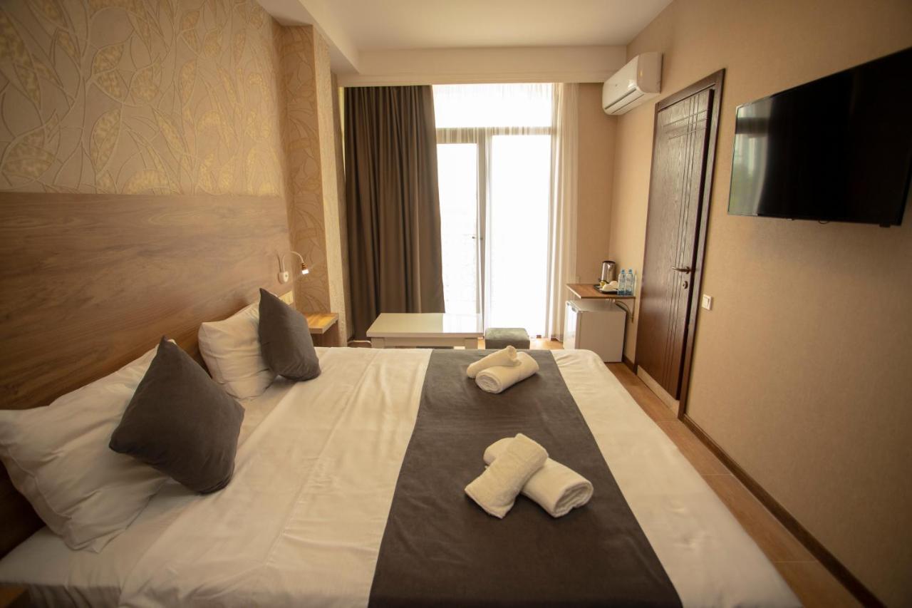 Pollux Hotel Batumi Luaran gambar