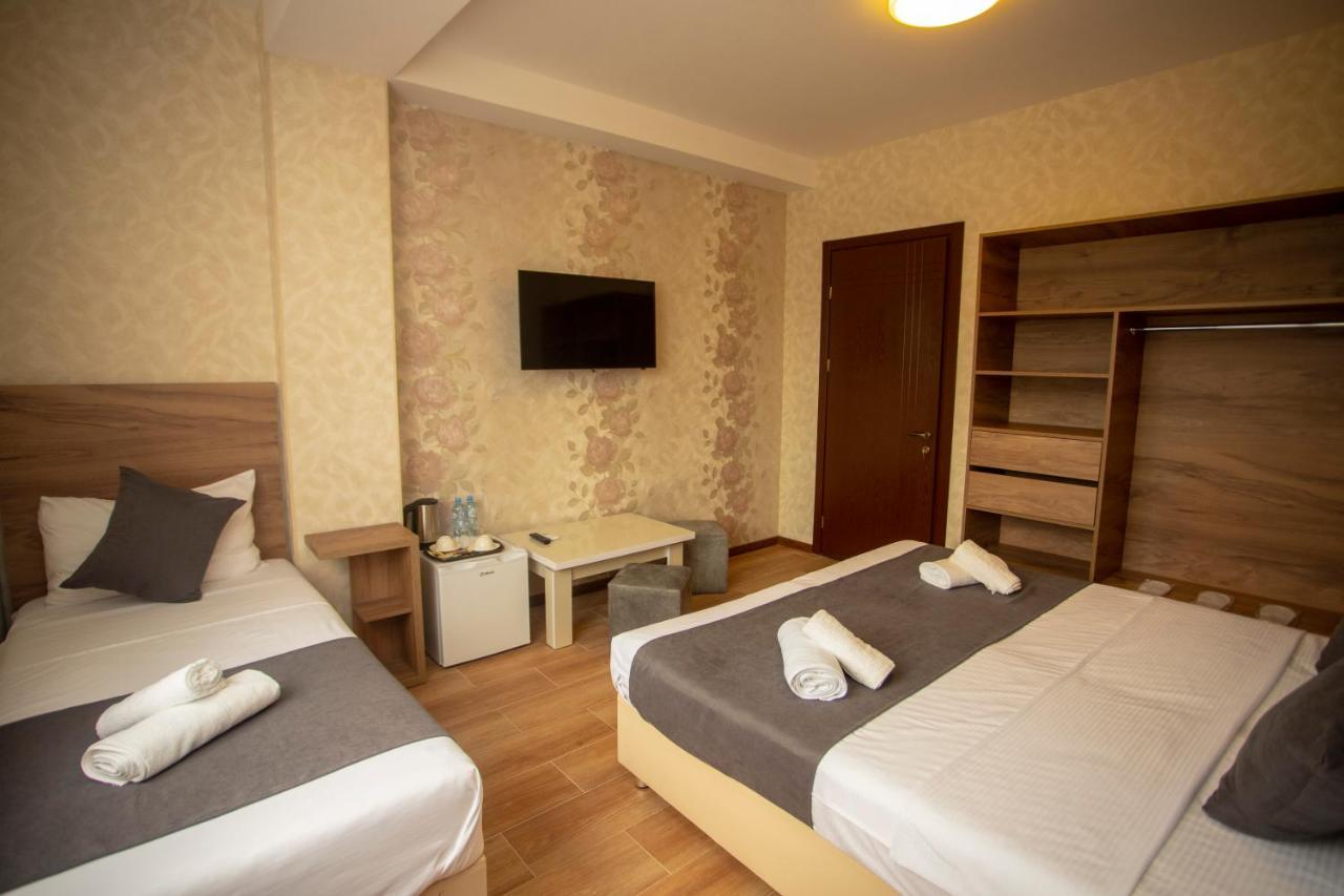 Pollux Hotel Batumi Luaran gambar