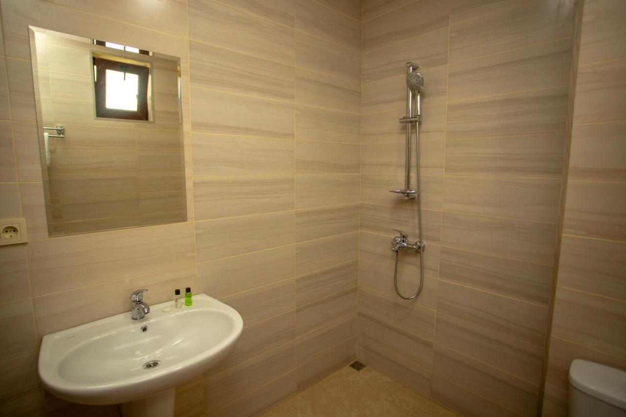 Pollux Hotel Batumi Luaran gambar
