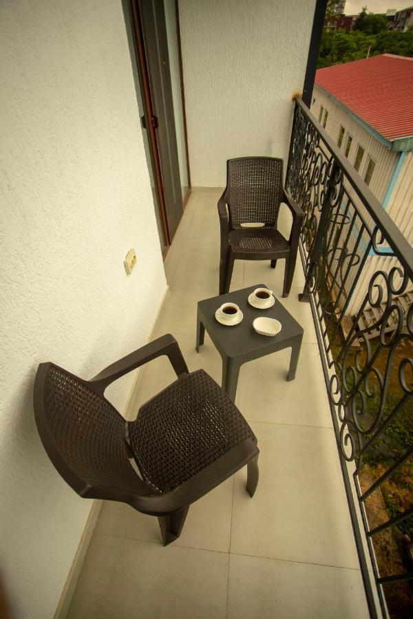 Pollux Hotel Batumi Luaran gambar