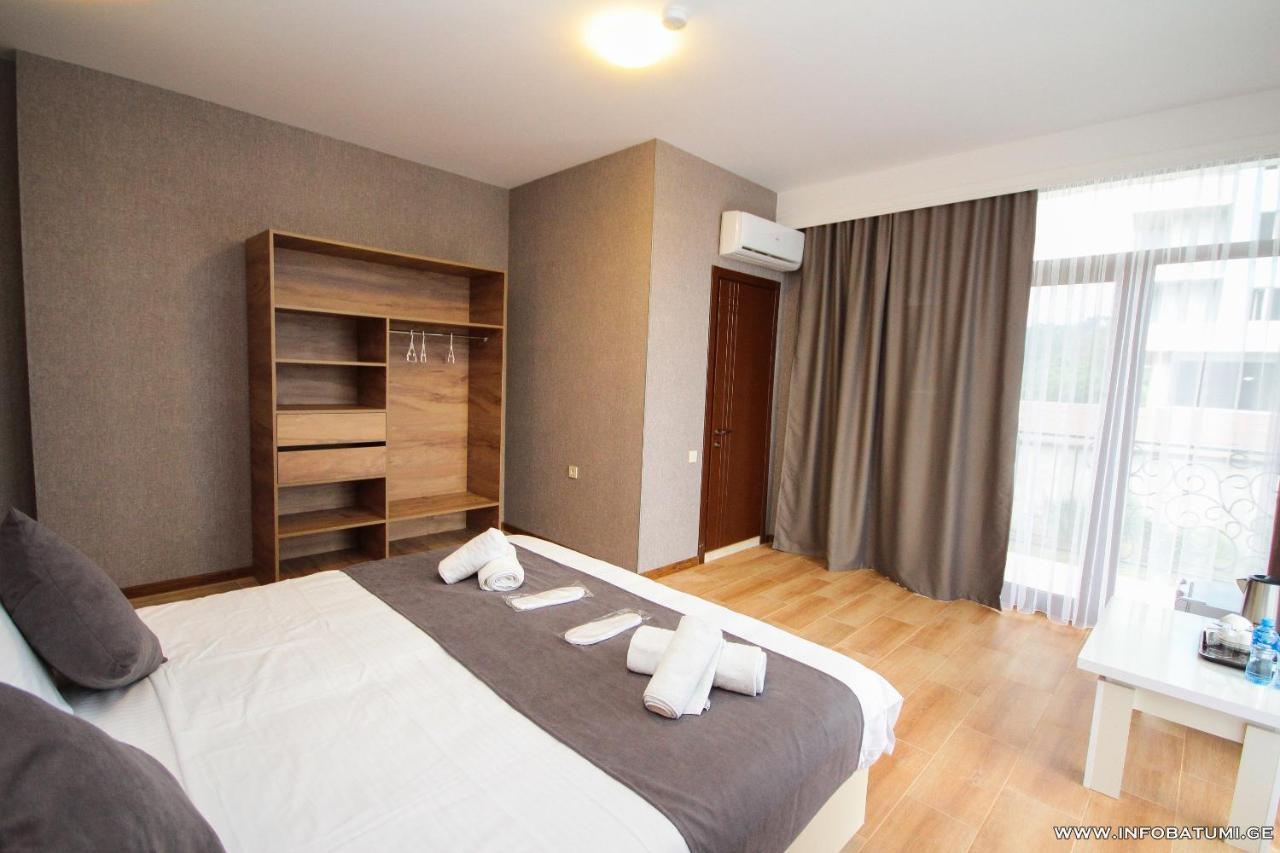 Pollux Hotel Batumi Luaran gambar